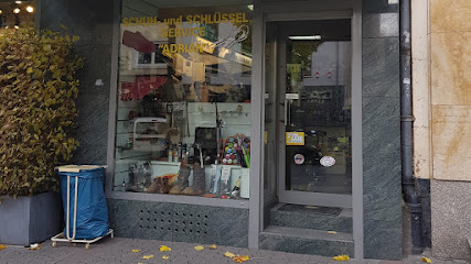 Schuhmacher und Schlüsseldienst Adrian, Frankfurt am Main