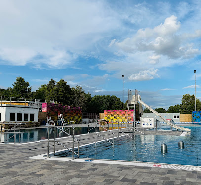Freibad Bergen Enkheim, Frankfurt am Main
