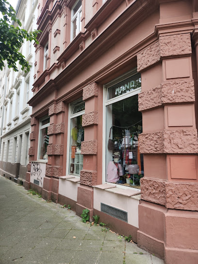 Ola Ware Second Hand & Vintage Mode, Frankfurt am Main